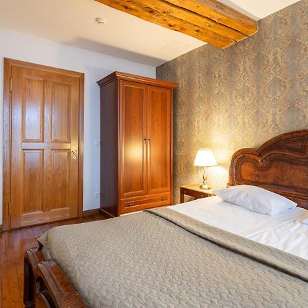 Old Town - Kohtu Apartment تالين المظهر الخارجي الصورة