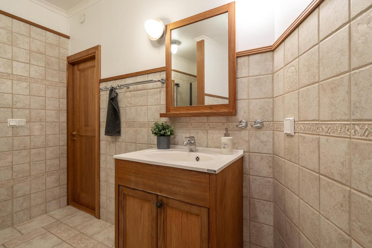 Old Town - Kohtu Apartment تالين المظهر الخارجي الصورة