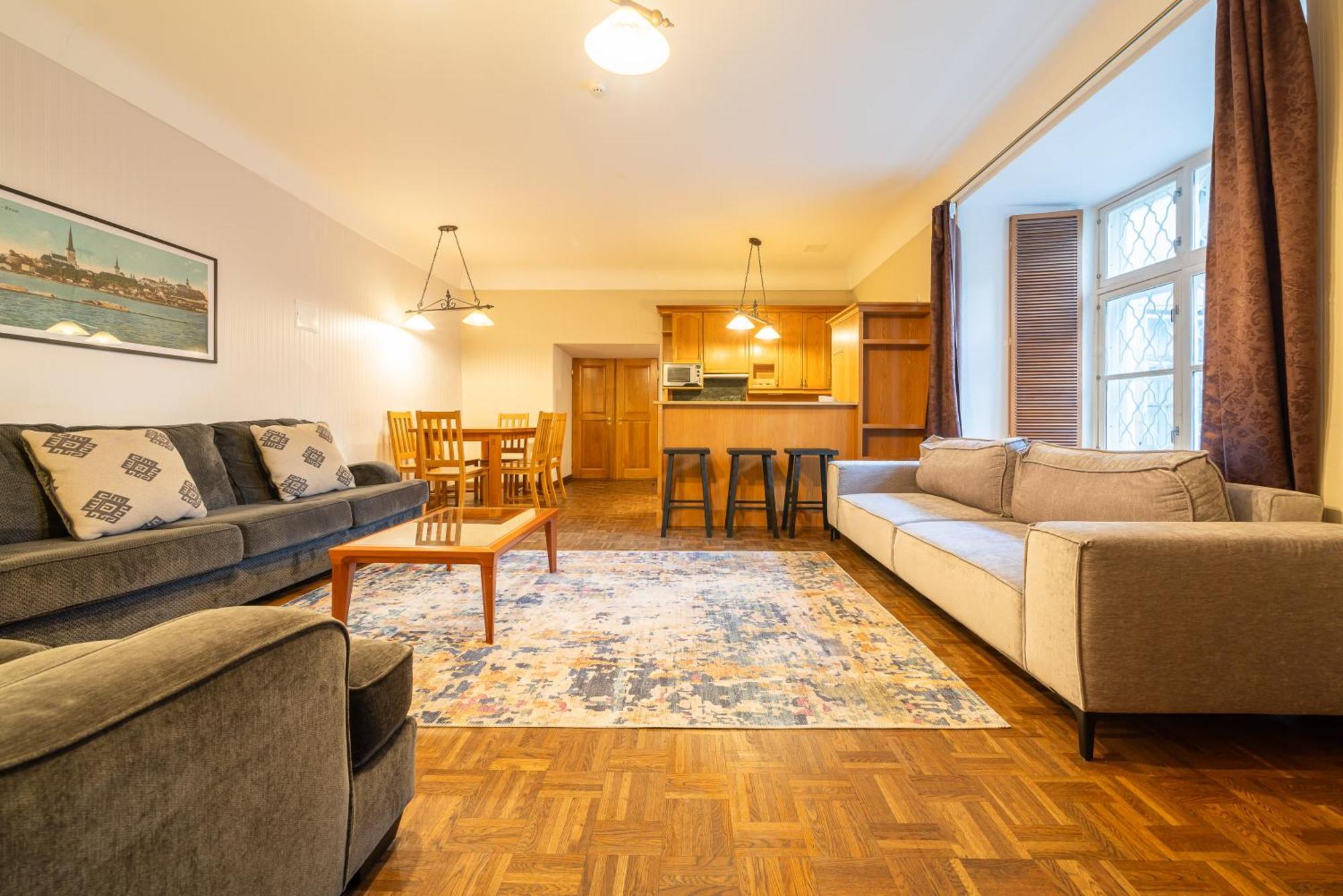 Old Town - Kohtu Apartment تالين المظهر الخارجي الصورة